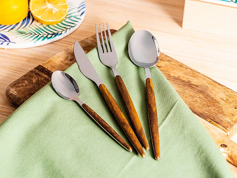 Sada příborů pro 6 osob – 24 dílů NATURAL WOOD – Altom Design